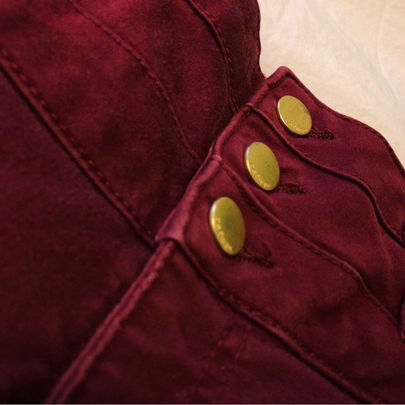 Refuge High Rise Shorts High Waisted Stretch Burgundy Red - Picture 2 of 3